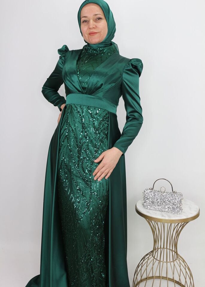 104 ÖNÜ TAŞ VE PUL İŞLEMELİ SIFIR YAKA SATEN BALIK TASARIM ABİYE ELBİİSE QYS ABİYE ELBİSE #23-03#