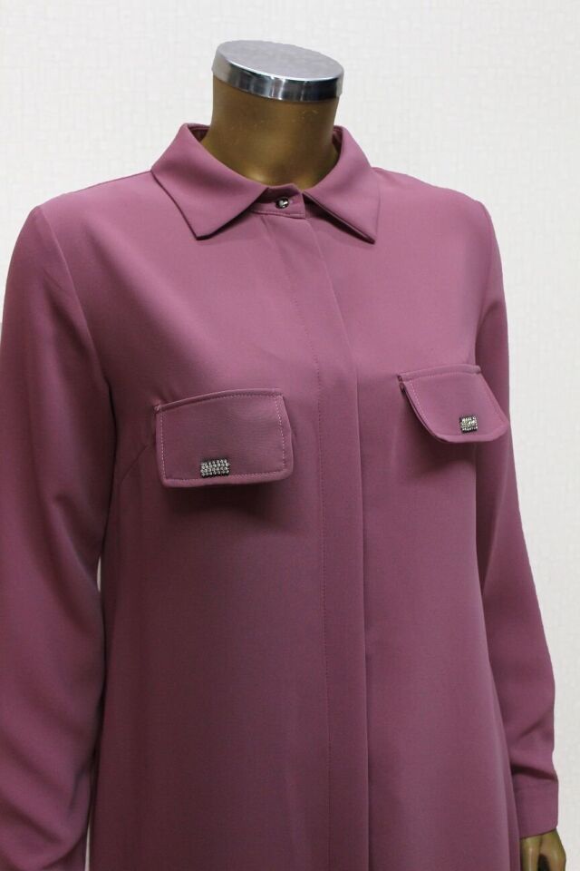 1518 CEP KAPAĞI TAŞ DETAYLI GİZLİ DÜĞMELİ GÖMLEK YAKA TUNİK QYS TUNİK 1518 #23-043