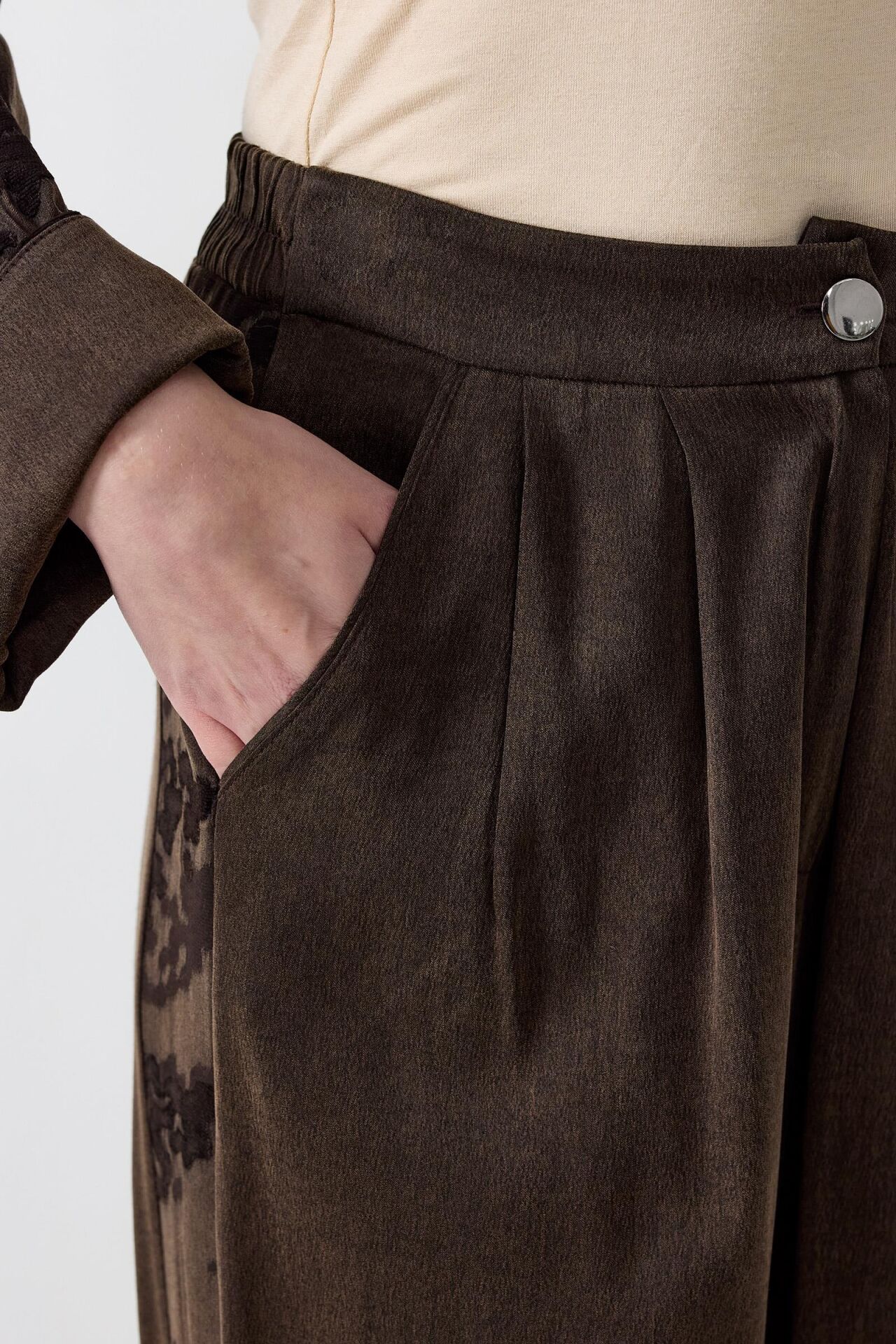 5016 DESENLİ BELİ BÜZGÜLÜ KUPRA TAKIM #10-25#