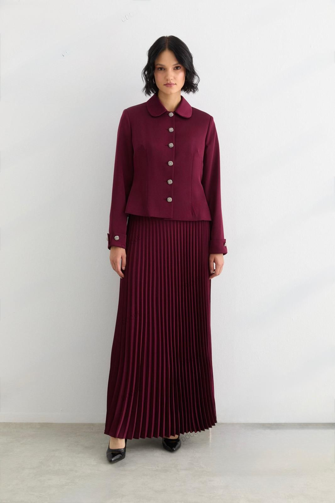 56014 ÖNDEN DÜĞMELİ ETEĞİ PİLİSELİ PARLAK ETEKLİ TAKIM #10-25#