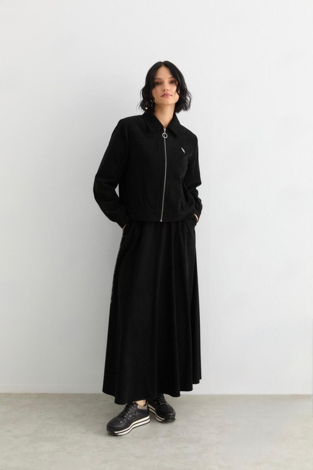 56083 ÖNDEN FERMUARLI CEPLİ ETEĞİNİN BELİ FERMUARLI FİTİLLİ ETEKLİ TAKIM #10-25#