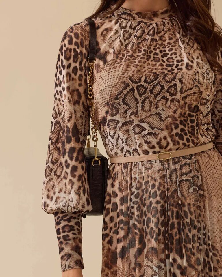 10025 ŞIK ELBİSE BELDEN DİKİŞ DETAYLI BELİ KEMERLİ ETEĞİ PİLELİ BALON KOL LEOPAR DESENLİ ŞIK ELBİSE #03-25#