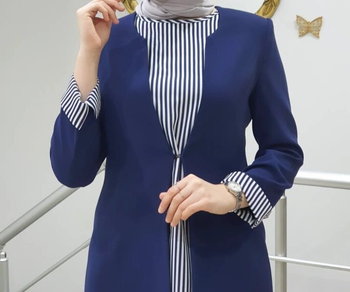 2653  KATLANABLLİR KOLLU SIFIR YAKA İÇ BLUZ ZEBRA DESENLİ SIFIR KOL 3 LÜ CEKETLİ TAKIM KAPRİ KOL QYS 2653 3 LÜ TAKIM #23-043