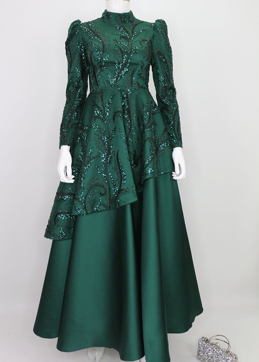 132 BALON KOL BONCUK VE PUL DETAYLI YARISI İŞLEMELİ SATEN PRENSES MODEL TASARIM ABİYE QYS ABİYE ELBİSE 132 #23-05#