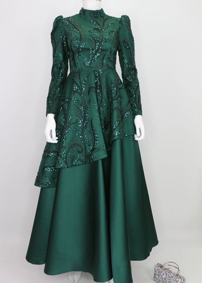 132 BALON KOL BONCUK VE PUL DETAYLI YARISI İŞLEMELİ SATEN PRENSES MODEL TASARIM ABİYE QYS ABİYE ELBİSE 132 #23-05#