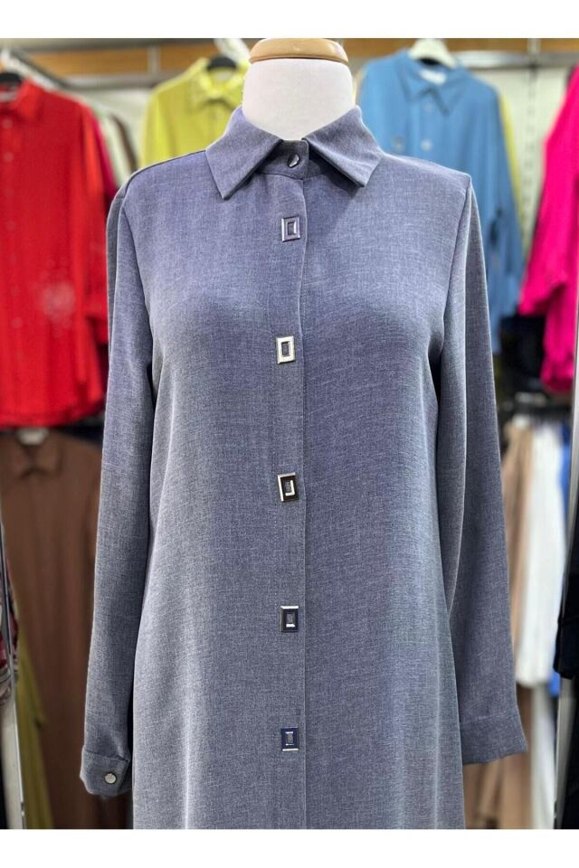 4447 ABİYE ELBİSE ÖNÜ VE ARKASI BOYDAN PUL İŞLEMELİ OMUZDAN BİLEĞE KADAR ÖTREN PUL İŞLEMELİ A KESİM TASARIM ABİYE ELBİSE #24-010