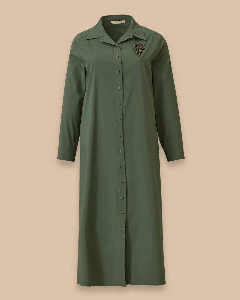 4002 ÖNÜ BOYDAN DÜĞMELİ KOLU MANŞETLİ ÖNÜ TAŞ ARMALI GÜNLÜK ELBİSE #03-25#